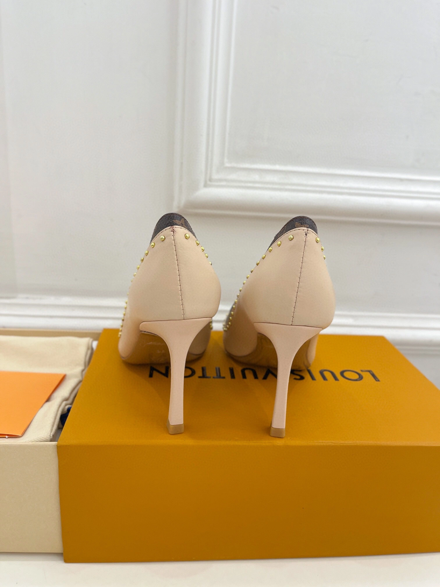 &COCO- 1AACGD Heel height 8.5cm cowhide item: B-X158L1330A